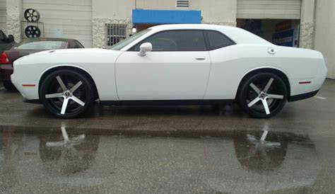 rims and tires for dodge challenger