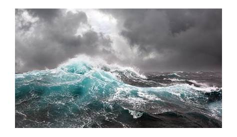 Sea wave during storm in north part of Atlantic ocean | TradeWpower AS