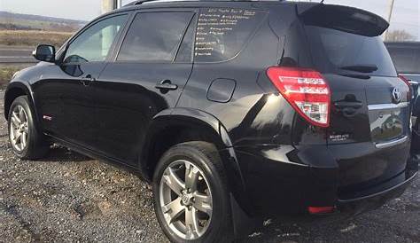 2011 toyota rav4 sport tire size