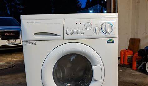 Splendide 2000 s washer and dryer combo unit (vented) for Sale in Gig