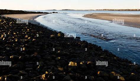 Low tide at the outlet of the Little River in Biddeford, Maine. Timber Point Stock Photo - Alamy