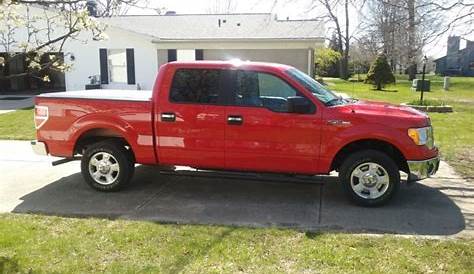Sell used 2013 Ford F-150 XLT in Rossville, Indiana, United States, for