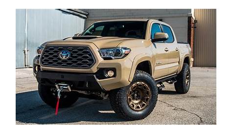 2022 toyota tacoma tan