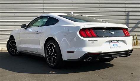 2020 ford ecoboost mustang