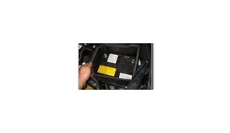 Subaru Forester 12V Automotive Battery Replacement Guide - 2014, 2015