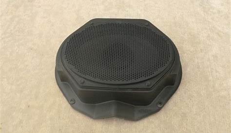 rear speakers 1999 ford expedition