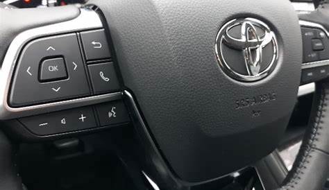 toyota highlander steering wheel size