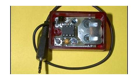 Digital Slave Flash Trigger - Circuit diagram with PIC 12F675