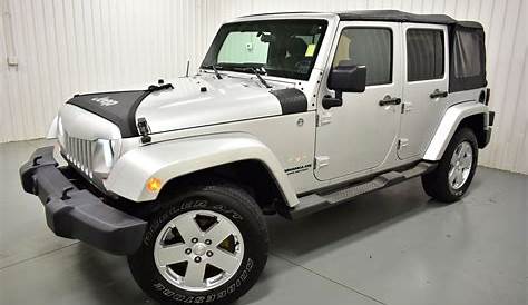 Pre-Owned 2011 Jeep Wrangler Unlimited Sahara 4WD 4D Sport Utility