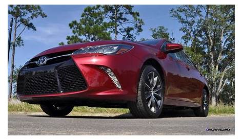 2015 Toyota Camry XSE Red 21