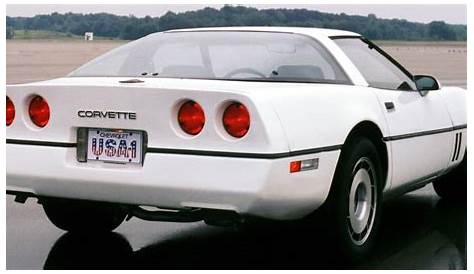 Would You Daily Drive A C4 Corvette Now That They're Dirt Cheap?