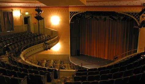 woodstock opera house seating chart