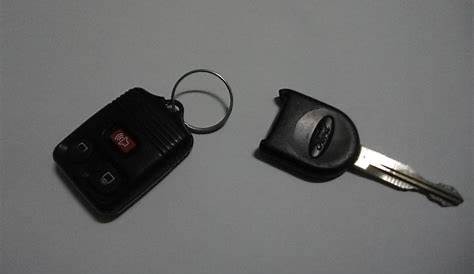 2004 ford escape key