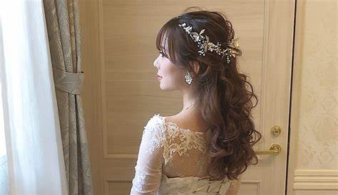 【2023年最新】ウエディングドレスに似合う髪型 花嫁ヘアアレンジまとめ ウェディング ヘアスタイル, 花嫁 シニヨン, 髪型 アップ