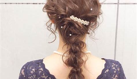 ドレス 髪型 ロング 簡単 画像に含まれている可能性があるもの1人以上、花 ウェディング ヘアスタイル 結婚式
