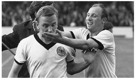 German football legend Uwe Seeler dies aged 85 | The Independent
