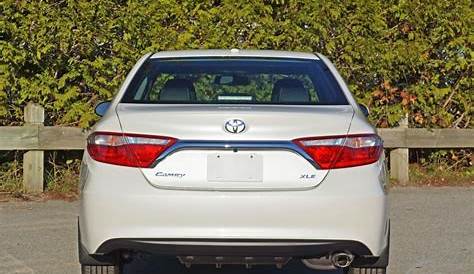 2016 Toyota Camry XLE pictures Auto123