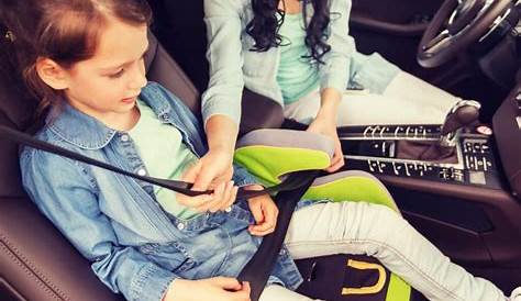 Ab wann dürfen Kinder im Auto vorne sitzen? Wichtige Infos