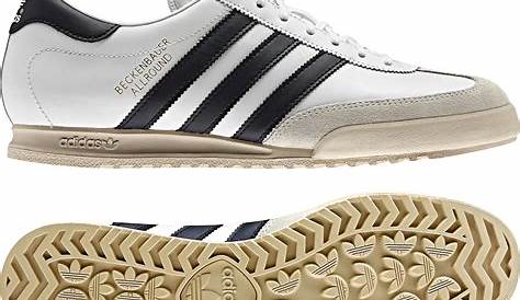 Von Franz Beckenbauer persönlich signierte Kult-Fußballschuhe