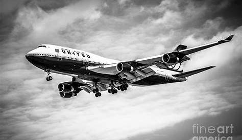 Aeroplane aircraft airplane black and white - Free Photo - Avopix.com