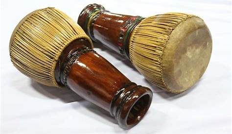 KESENIAN: alat-alat musik khas melayu-riau