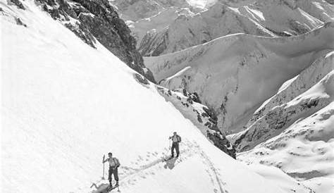 Alpine Bergbilder in schwarz weiß und sepia. Wandern, Klettern