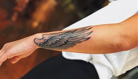 1001 + ideas for a beautiful and meaningful angel wings tattoo