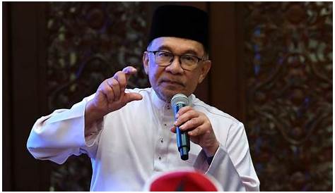 Anwar Ibrahim is Malaysia's 10th PM - Berita MCOBA