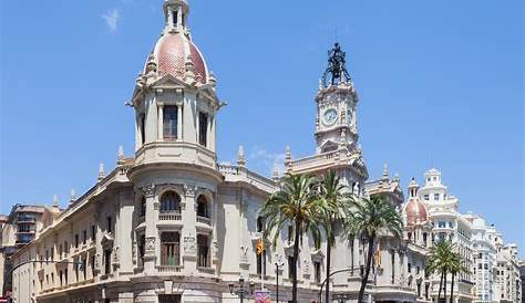 Ayuntamiento De Valencia imagen de archivo editorial. Imagen de cielo