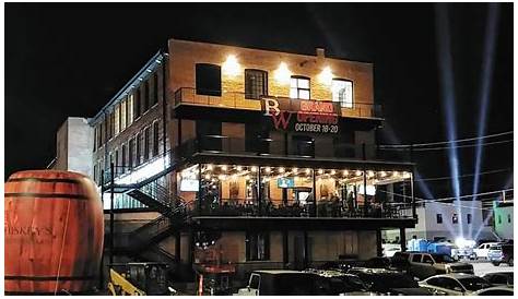 Big Whiskey's American Restaraunt & Bar - Jefferson City | 627 W