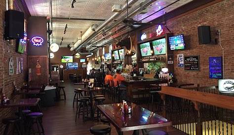 Bars In Saint Charles May Have To Stop Serving Drinks At 11 P.M. | St