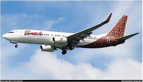 Plane Spotting | Batik Air Airbus A320-200 Take Off di Bandara Sorong
