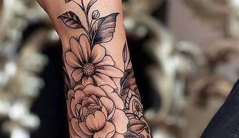 20 Beautiful flower tattoo design for woman to be more confident and
