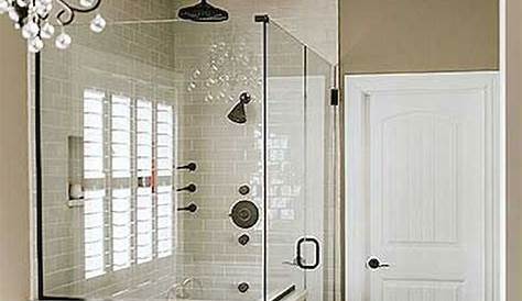 40 Beautiful Master Bathroom Design Ideas - MAGZHOUSE