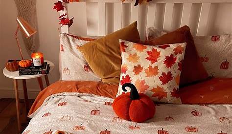 19 Amazing Bedroom Ideas With Cozy Farmhouse Fall Decor Fall bedroom