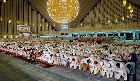 Muslimische Feiertage 2022 & 2023: Termine & Bedeutung der Feste im Islam