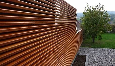 Holz in der Betonmauer stockbild. Bild von platz, architektur - 50843953