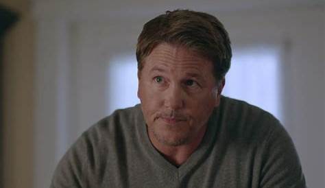 Is Betty's Dad the Killer on Riverdale Season 2? | POPSUGAR Entertainment