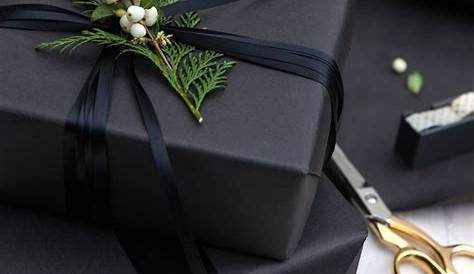 Black And Gold Christmas Gift Wrap 14 Modern Ways To Your S