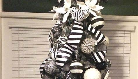 Black And White Christmas Tree Decorating Ideas
