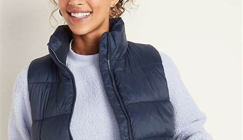 Black Puffer Vest Outfits For Women Spring