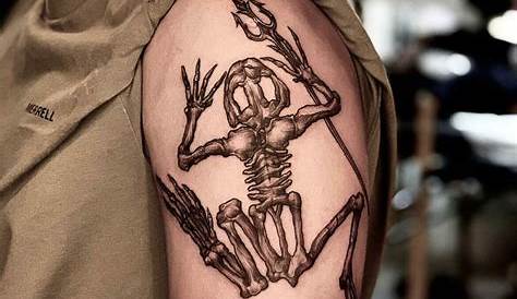 #memorial #frog #skeleton #black #leg #tattoo #studio13tattoomg | Frog