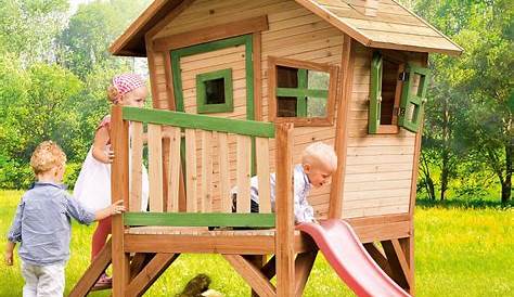 Cabane perchée pour enfant en bois brute avec toboggan, échelle et son