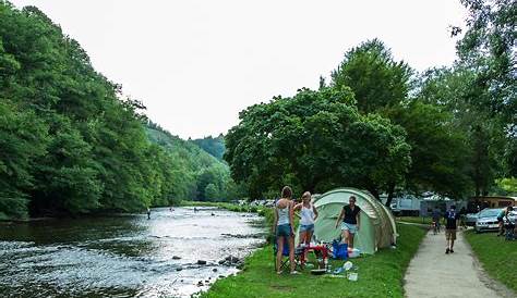 Rustige camping in de Ardennen aan de rivier met outdoormogelijkheden