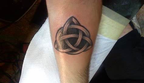 Pin by A C on Tattoo Ideas | Celtic tattoos, Celtic tattoo meaning