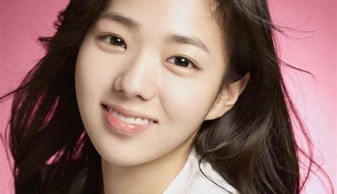 Korean Actress Chae Soo Bin Picture Gallery
