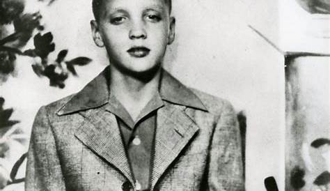 Elvis Presley's Childhood Photos Revealed (Between 1935 – 1945) - Elvis