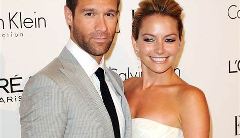 Chris Diamantopoulos And Becki Newton: A Hollywood Love Story