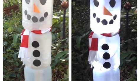 Easy Milk Jug Snowmen Christmas Decor