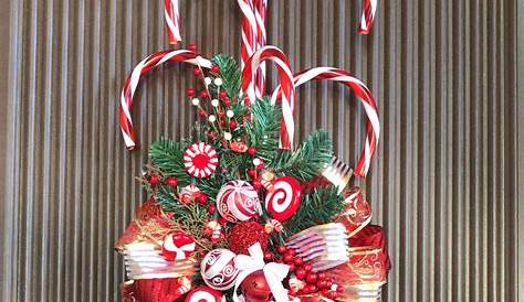 Christmas Door Decorations With Candy Canes